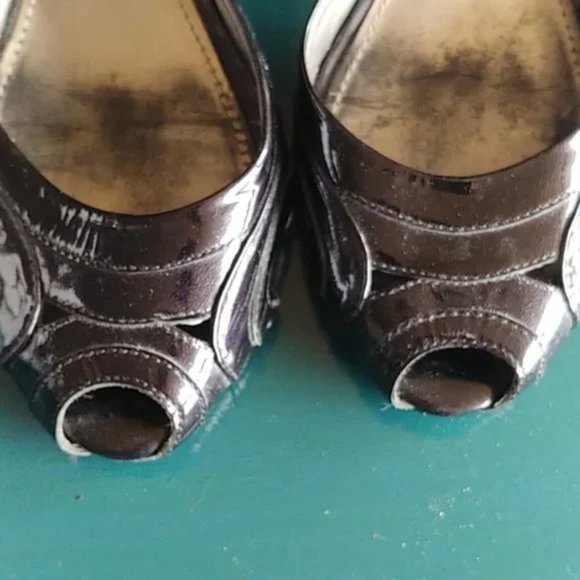 Vince Camuto Chocolate Brown Patent Leather Heels, Size 38 / 7.5 - Picture 10 of 15